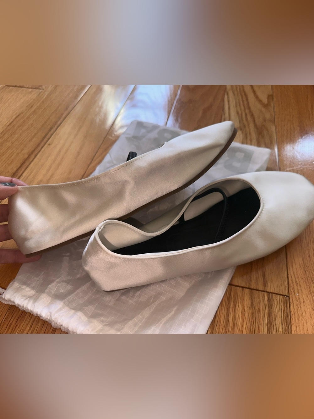 Bimba Y Lola White Satin Ballerina Flat - Picture 9 of 12